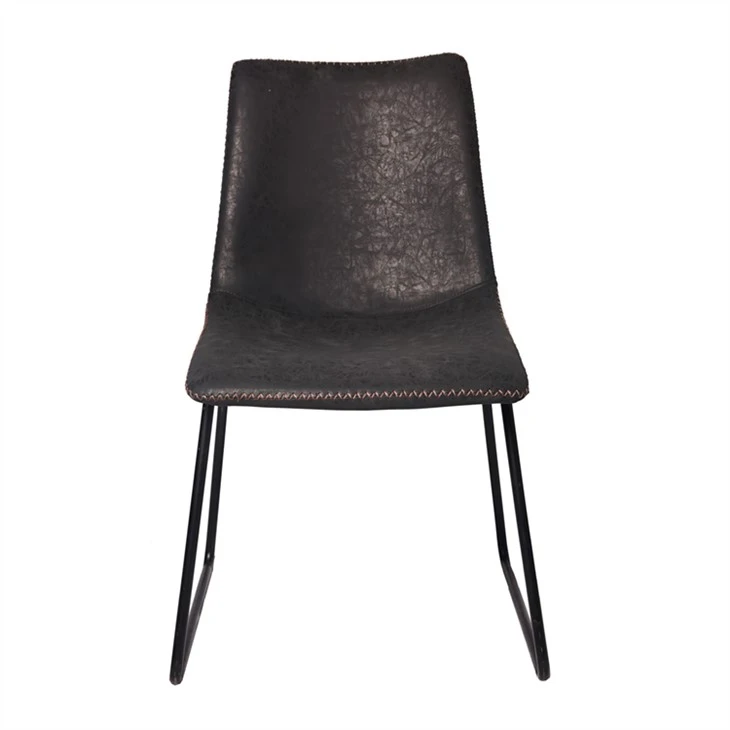 Silla de comedor moderna de piel sintética con patas de metal negro